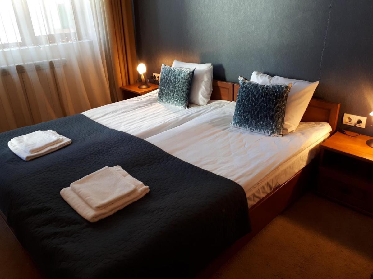 Simonen Apartments Near The Gondola Bansko Ngoại thất bức ảnh